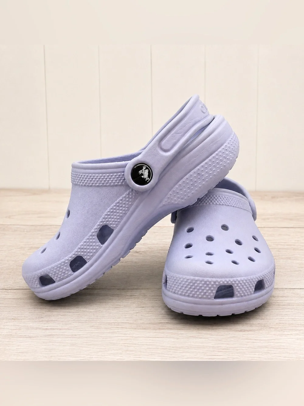 Crocs Classic Clog Lavender Purple Kids J1 Slip On Shoes